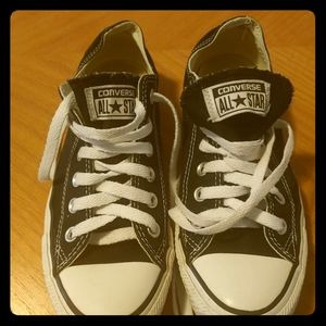 Black Converse